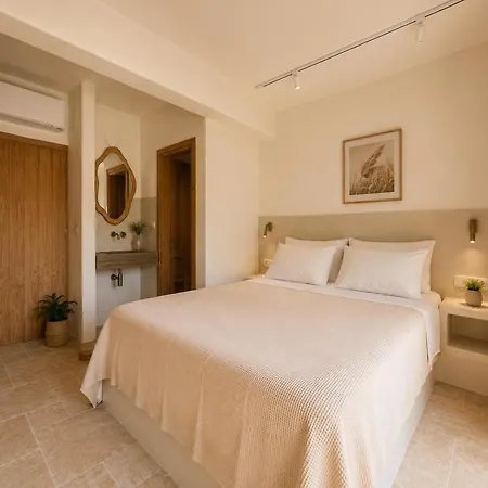 Kabos Kea Aparthotel 3*
